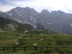 Il Rifugio Garelli in Alta Val Pesio, Foto di Andrea Gandiglio