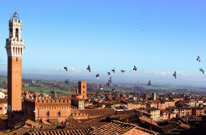 volando su Siena, Courtesy of Gret@Lorenz, Flickr.com